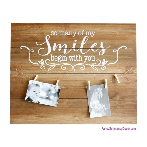 Smile Wood Photo Hanger