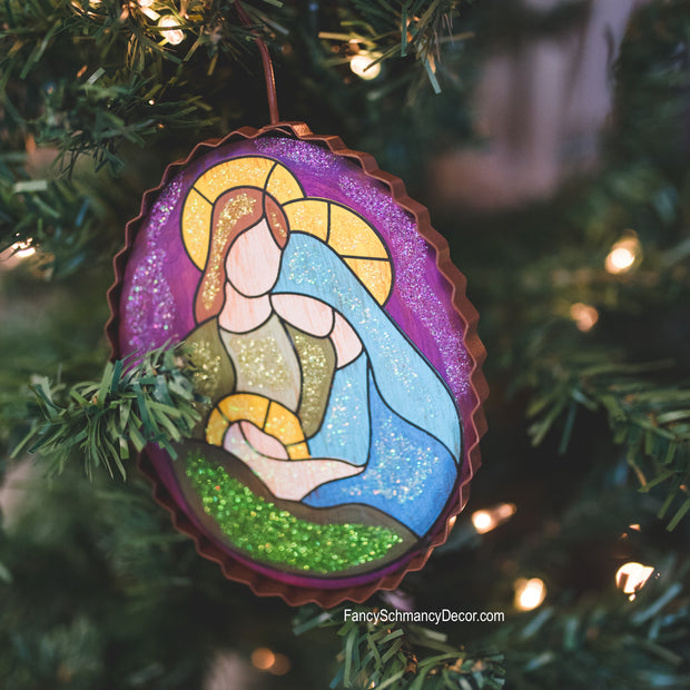 Holy Family Ornament - The Round Top Collection C18080