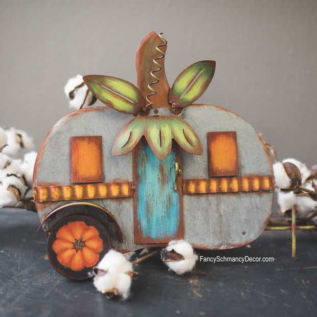 Pumpkin Camper by The Round Top Collection F18013