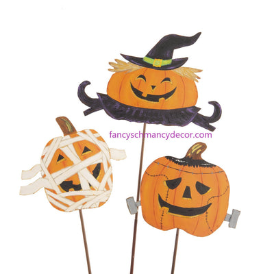 Trick or Treat Jack-o-Lanterns by The Round Top Collection