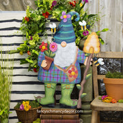 Papa Garden Gnome by The Round Top Collection