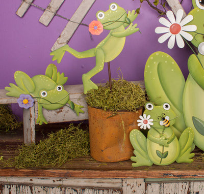 Tree Frog Stake by The Round Top Collection S7074 - FancySchmancyDecor