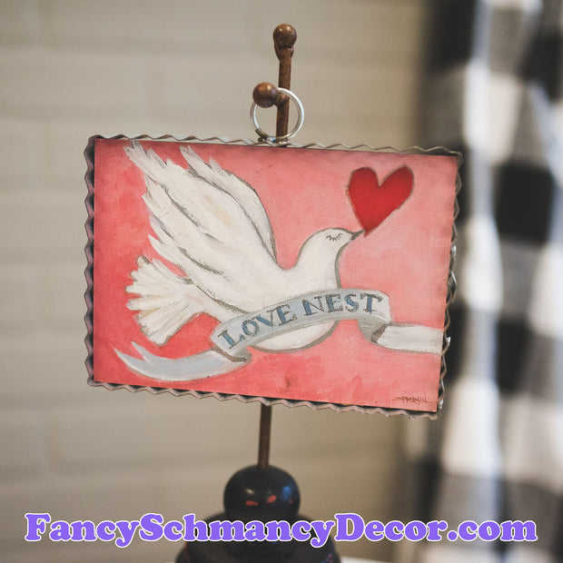 Gallery Dove by The Round Top Collection V19033